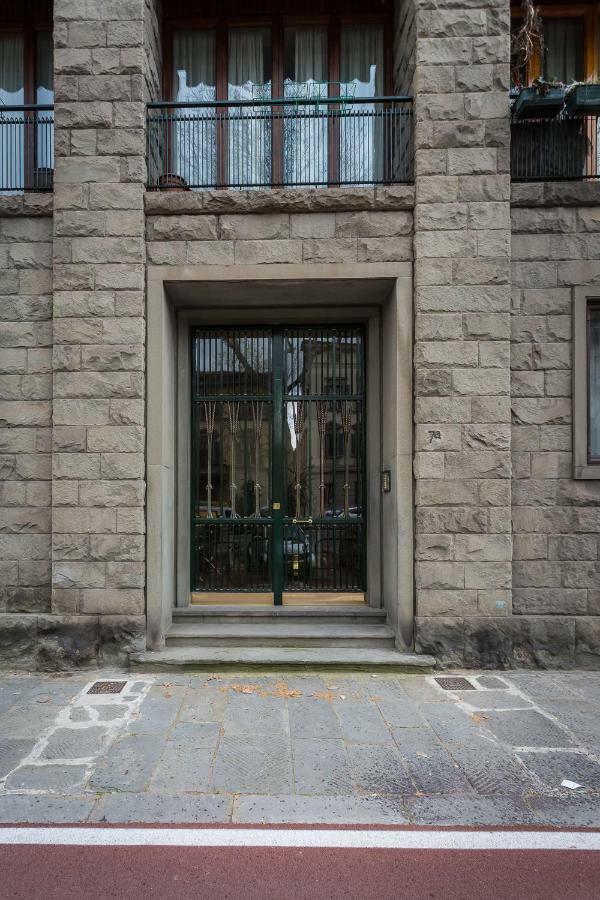 Ferrhouse Charm In Florence Two Lifts Buitenkant foto