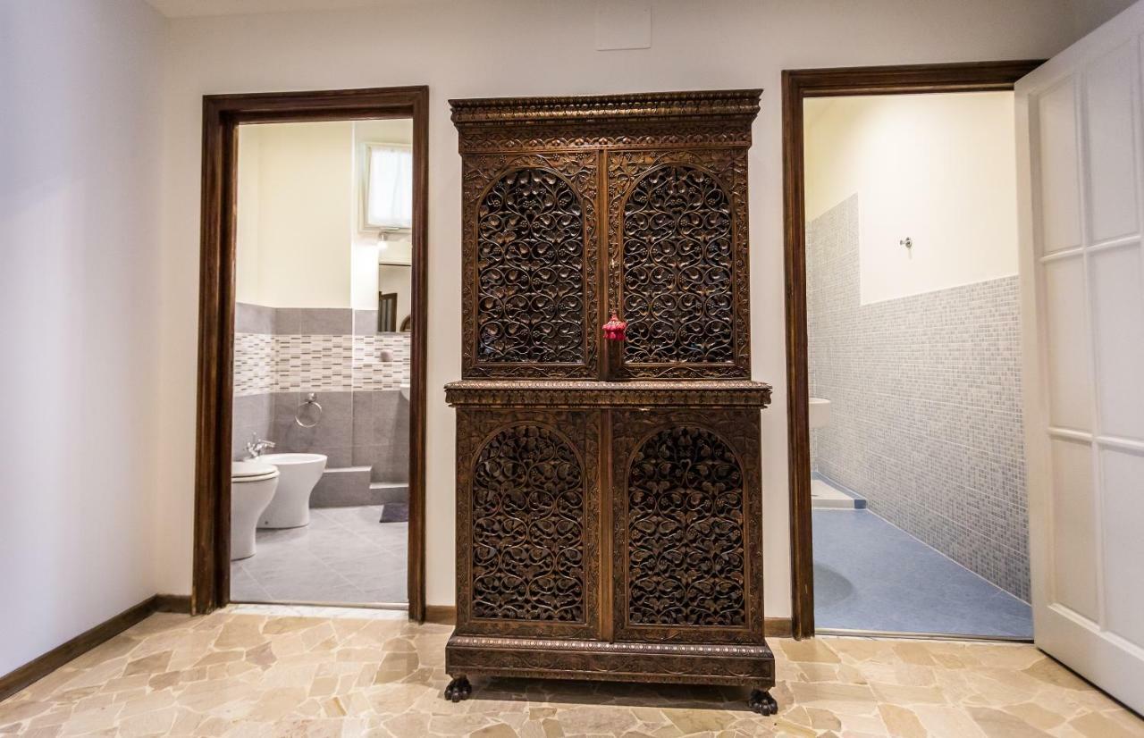 Ferrhouse Charm In Florence Two Lifts Buitenkant foto