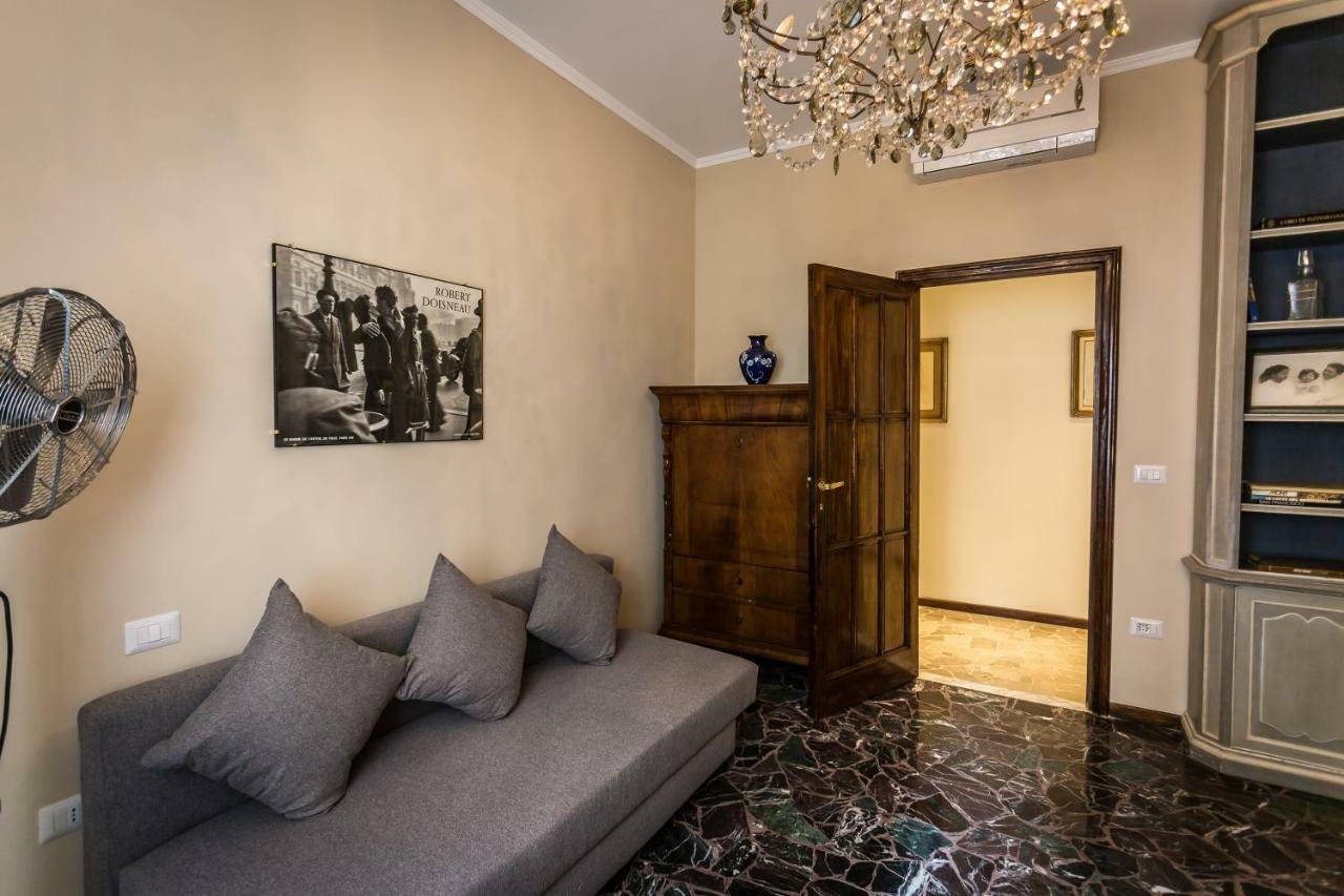 Ferrhouse Charm In Florence Two Lifts Buitenkant foto